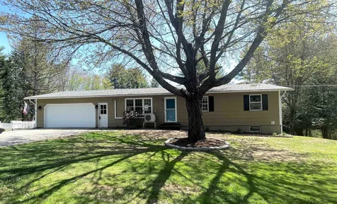 35 Robinhood Circle Montpelier VT 05602