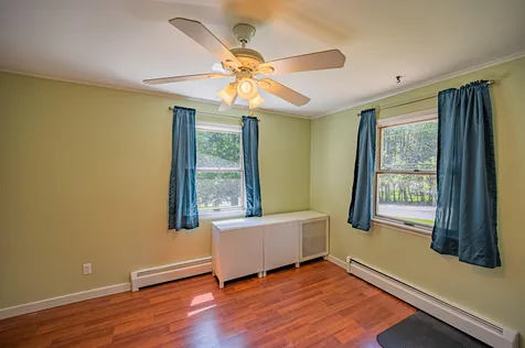 35 Robinhood Circle Montpelier VT 05602