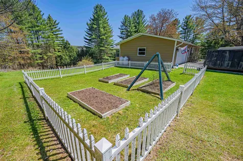 35 Robinhood Circle Montpelier VT 05602