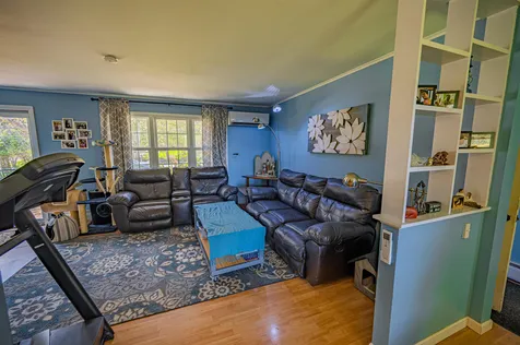 35 Robinhood Circle Montpelier VT 05602
