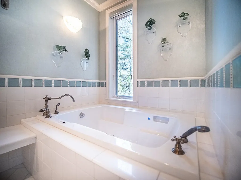 3414 Harbor Road Shelburne VT 05482