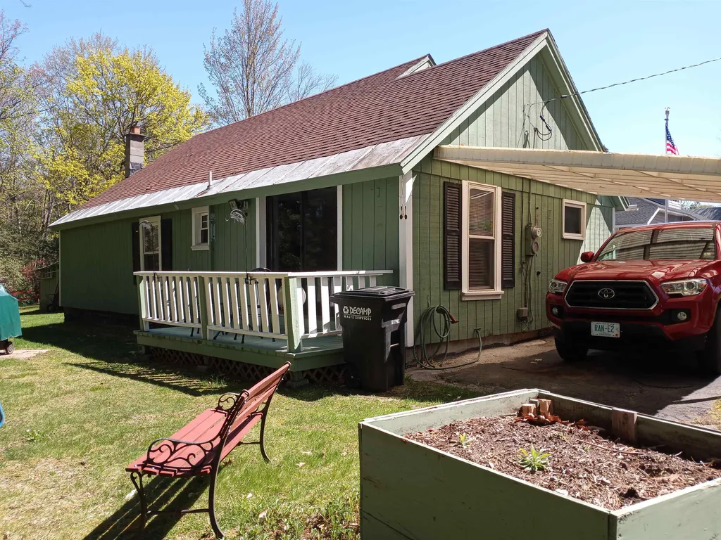 6 Bavier Street Claremont NH 03743