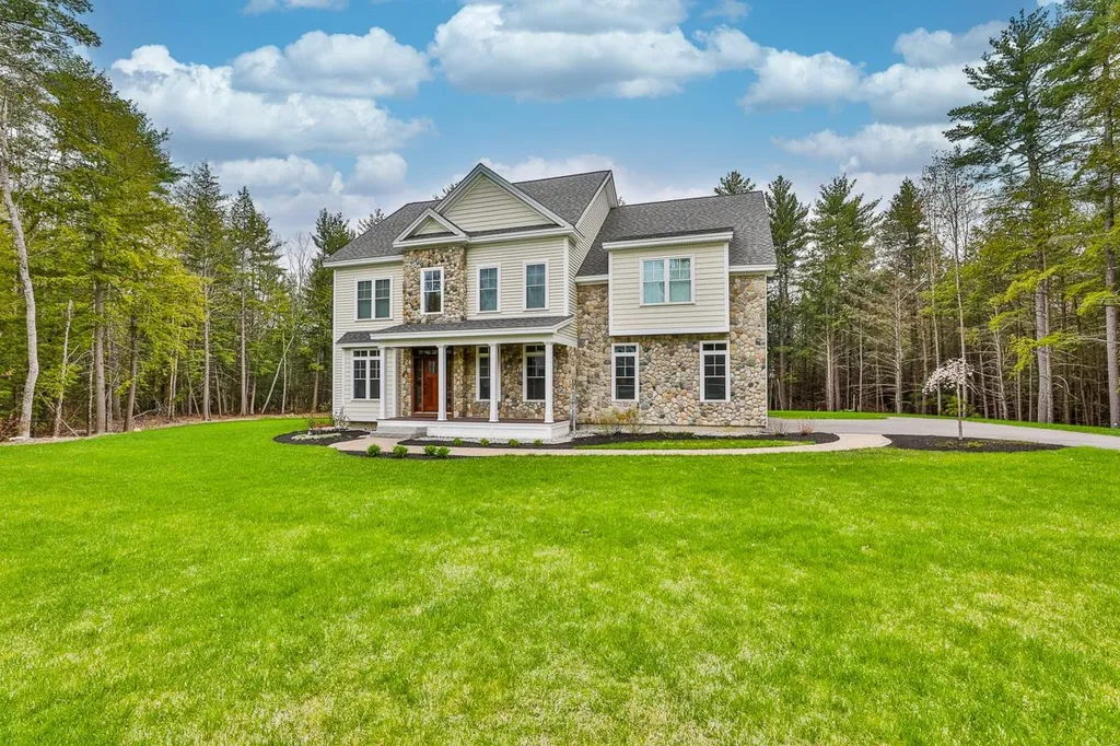 2 Founders Way Amherst NH 03031