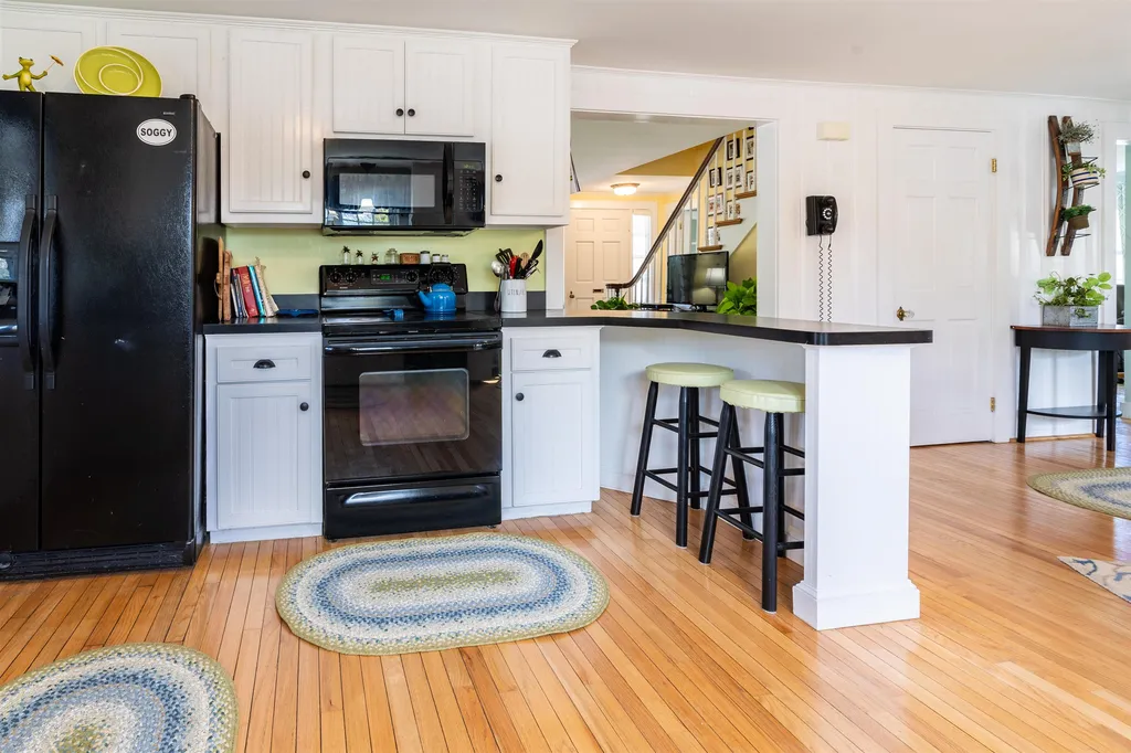 26 Epping Road Exeter NH 03833