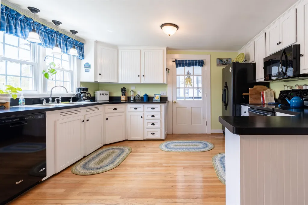 26 Epping Road Exeter NH 03833