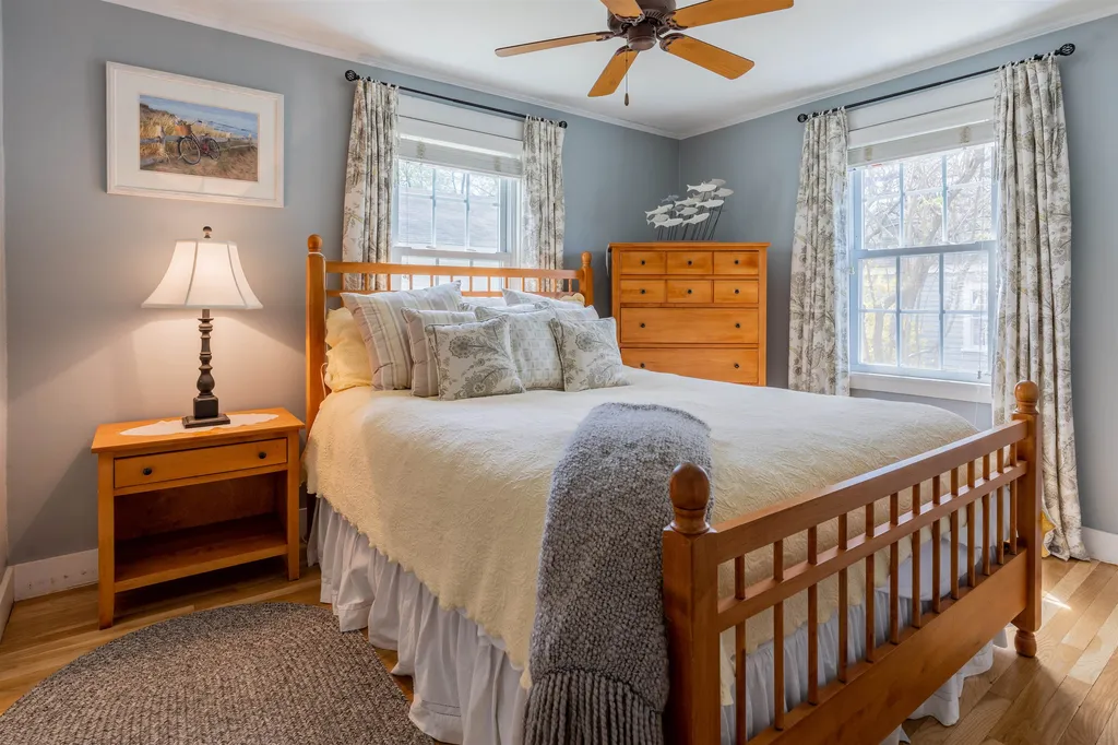 26 Epping Road Exeter NH 03833