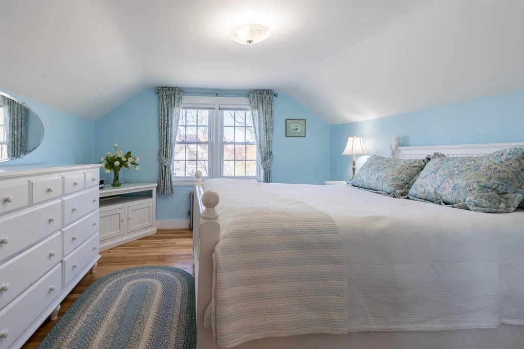 26 Epping Road Exeter NH 03833