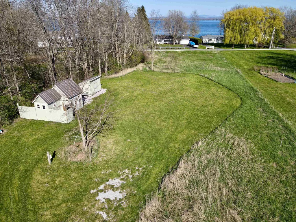 3770 Lakeview Drive North Hero VT 05474