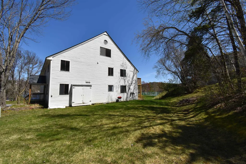 11 Marsten Lane Enfield NH 03748