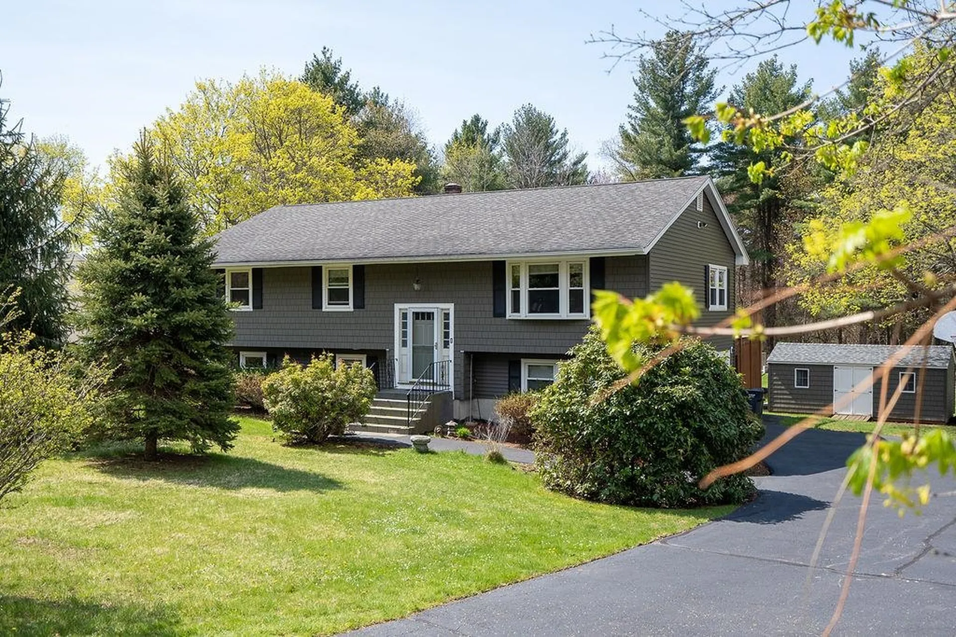 73 Lane Road Derry NH 03038