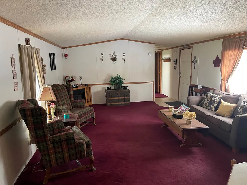 207 Cross Mill Road Northfield NH 03276