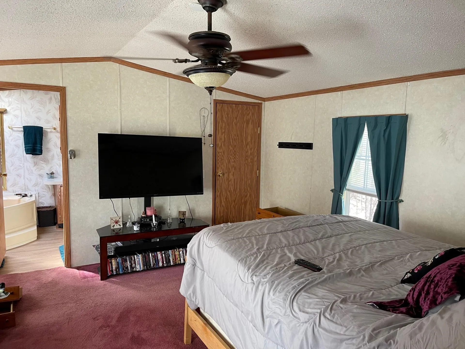 207 Cross Mill Road Northfield NH 03276