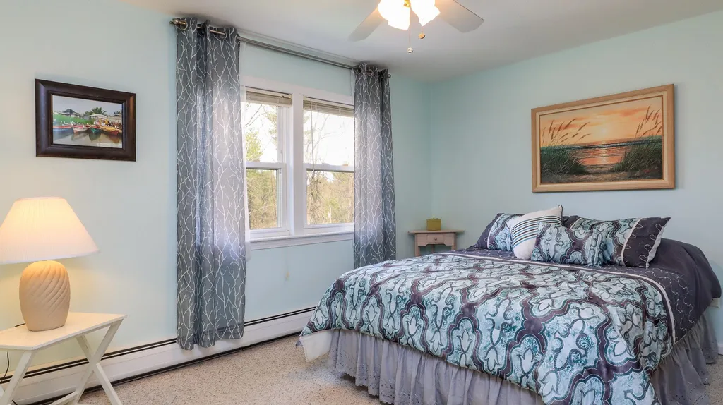 11 Brook Drive Hudson NH 03051
