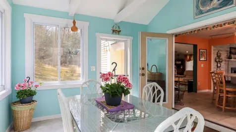 11 Brook Drive Hudson NH 03051