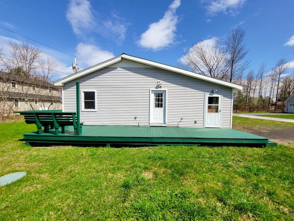 9 Lightning Road Grand Isle VT 05458