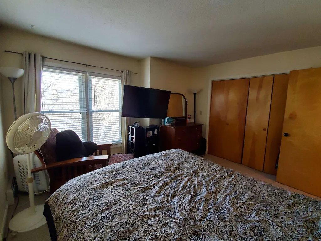 30 Marsten Lane Enfield NH 03748