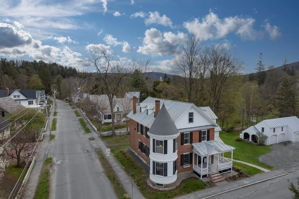 5 Mountain Avenue Woodstock VT 05091