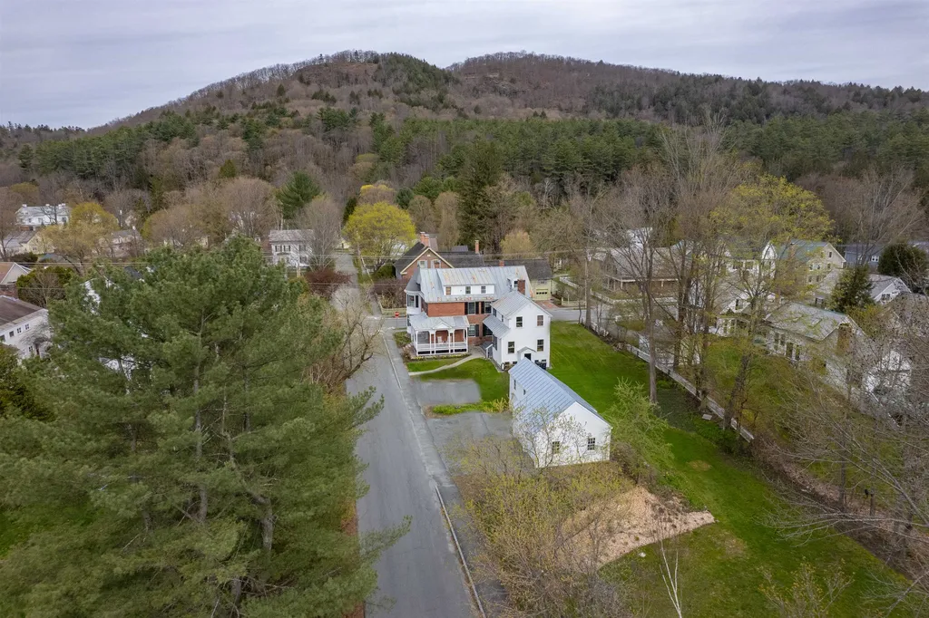 5 Mountain Avenue Woodstock VT 05091