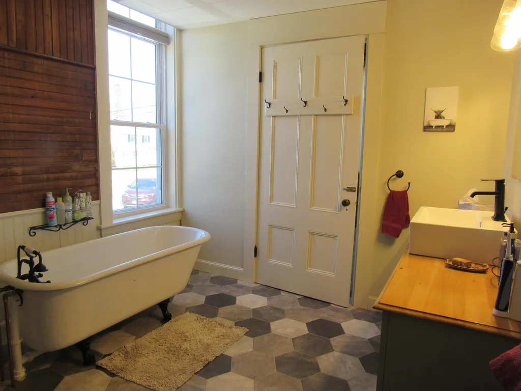 727 Milan Road Milan NH 03588