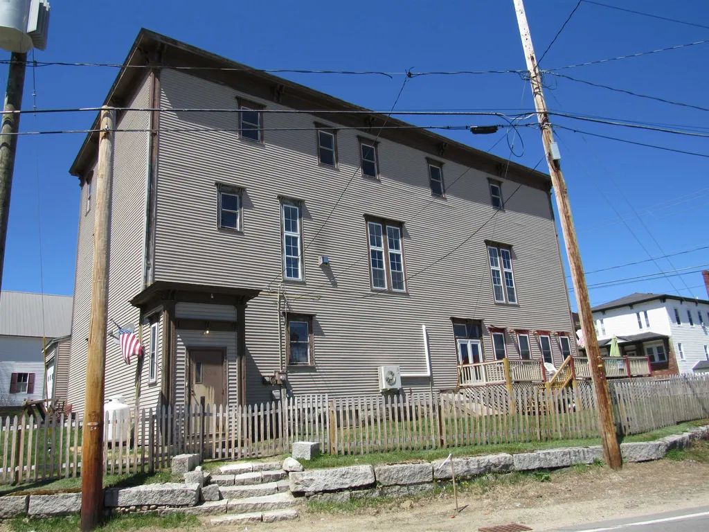 727 Milan Road Milan NH 03588
