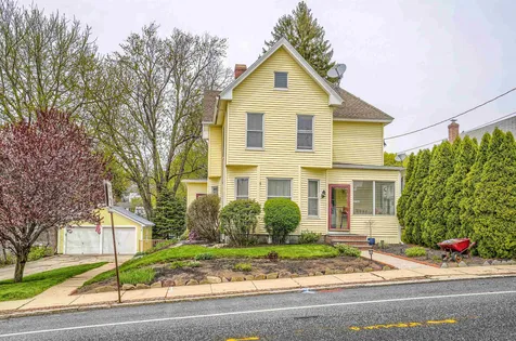 612 Lake Avenue Manchester NH 03103