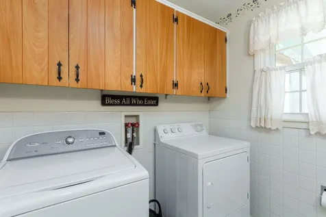 21 Roseade Parkway Burlington VT 05408
