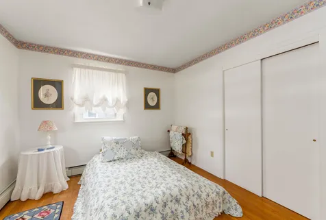 21 Roseade Parkway Burlington VT 05408