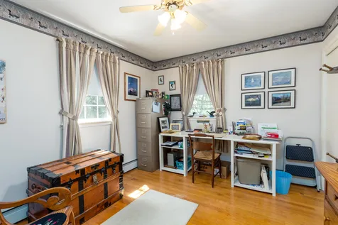 21 Roseade Parkway Burlington VT 05408