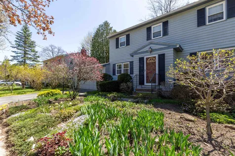 21 Roseade Parkway Burlington VT 05408
