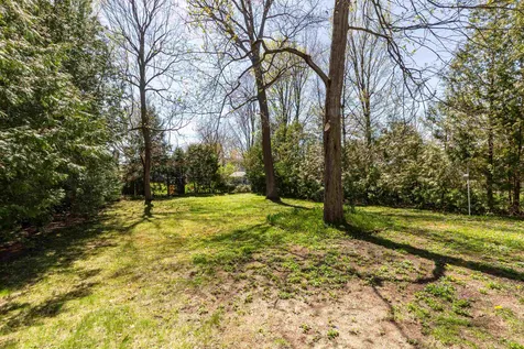 21 Roseade Parkway Burlington VT 05408