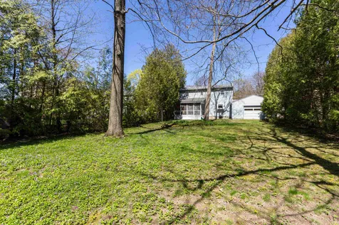 21 Roseade Parkway Burlington VT 05408