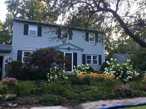 21 Roseade Parkway Burlington VT 05408