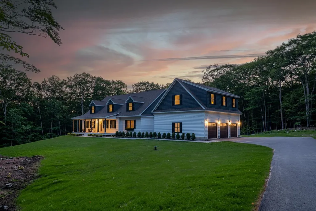 20 Lake Country Road Meredith NH 03253