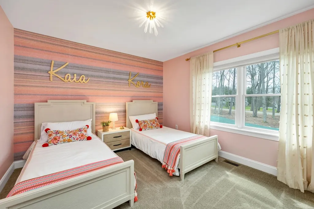 20 Lake Country Road Meredith NH 03253