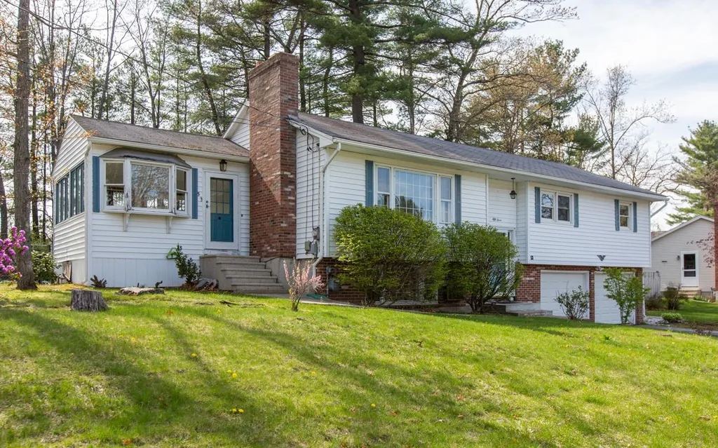 53 Sanborn Drive Nashua NH 03063