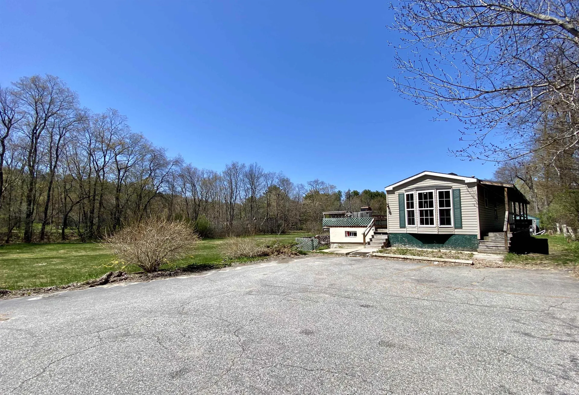 58 Middle Street Newport NH 03773