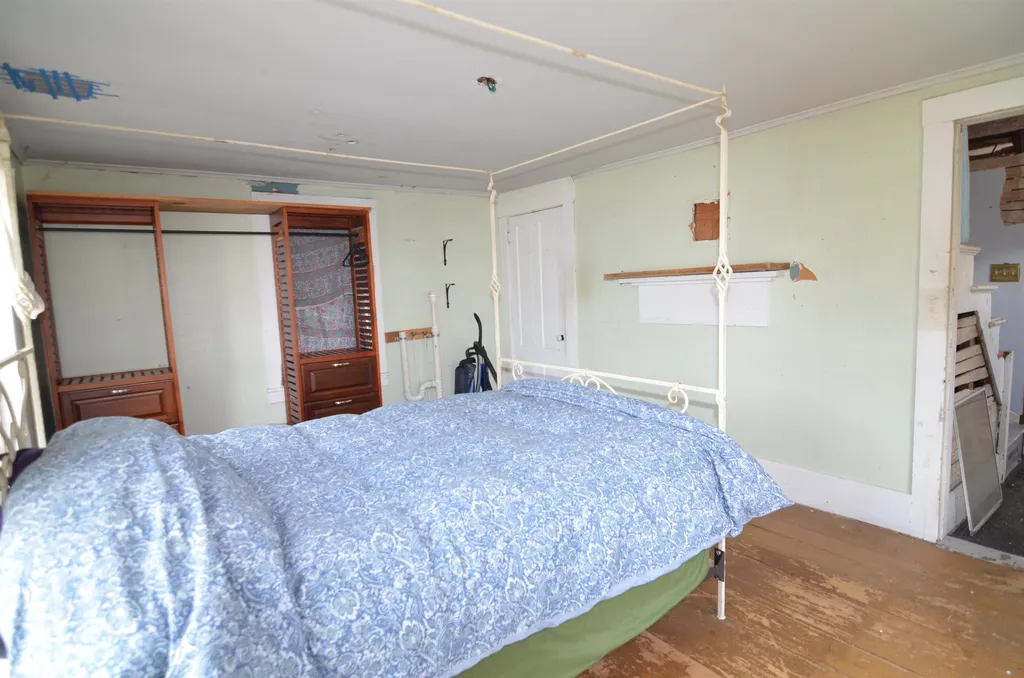 44 Maple Street Farmington NH 03835