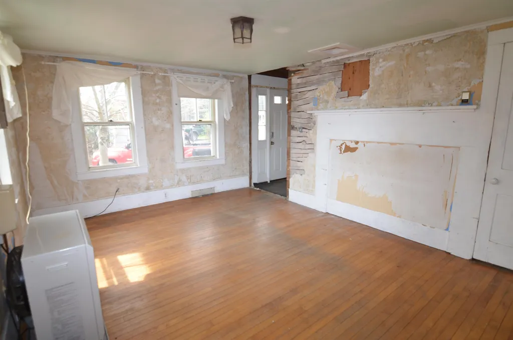 44 Maple Street Farmington NH 03835