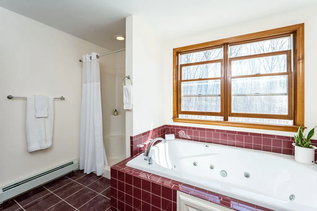21 Pope Road Atkinson NH 03811