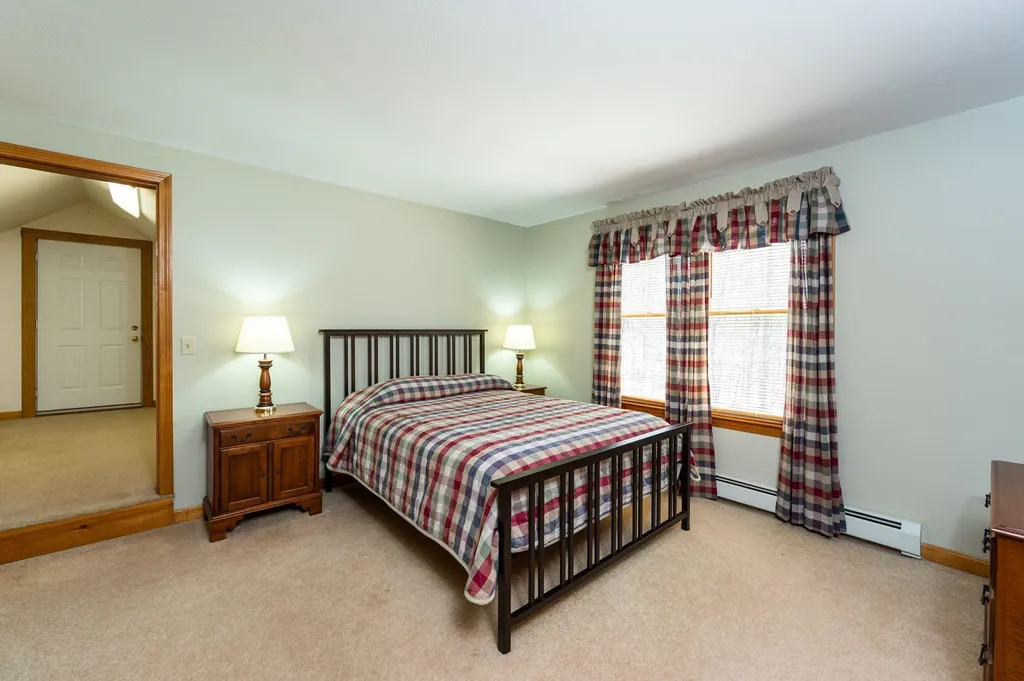 21 Pope Road Atkinson NH 03811