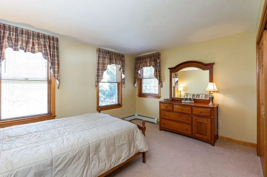 21 Pope Road Atkinson NH 03811