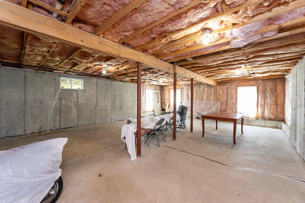 21 Pope Road Atkinson NH 03811