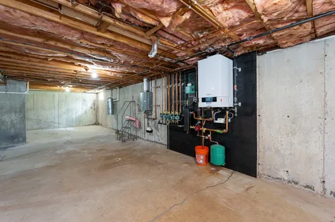 21 Pope Road Atkinson NH 03811