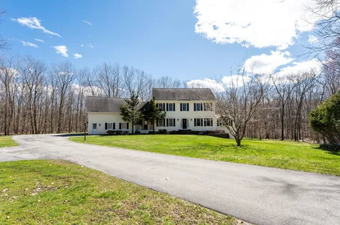 21 Pope Road Atkinson NH 03811