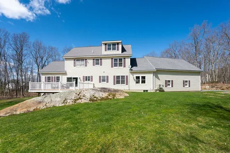 21 Pope Road Atkinson NH 03811