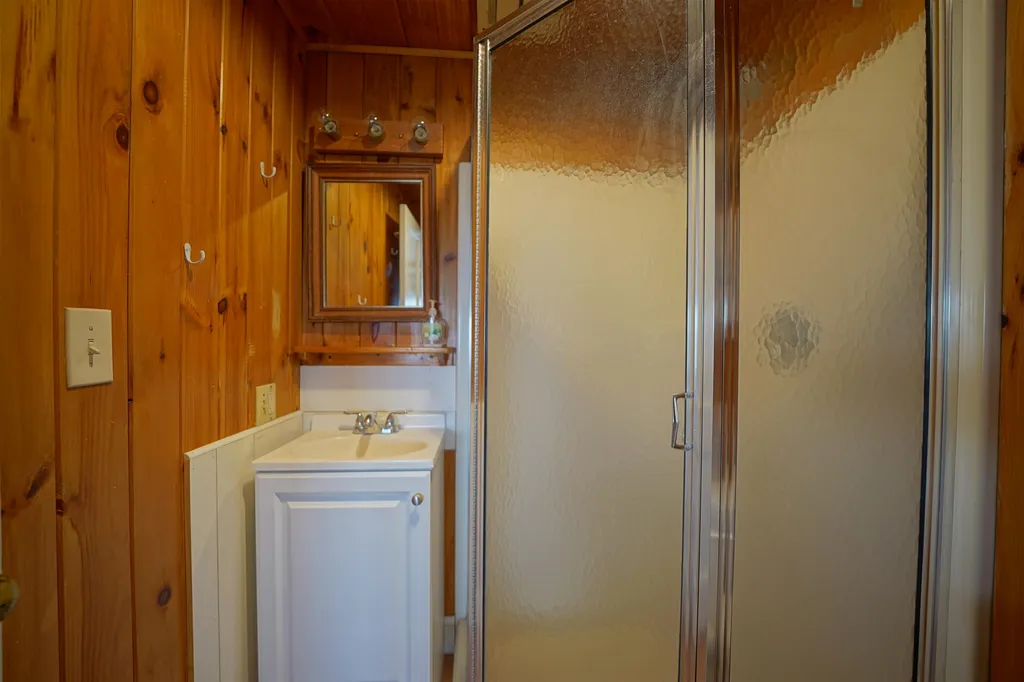 28 Concord Avenue Hampton NH 03842