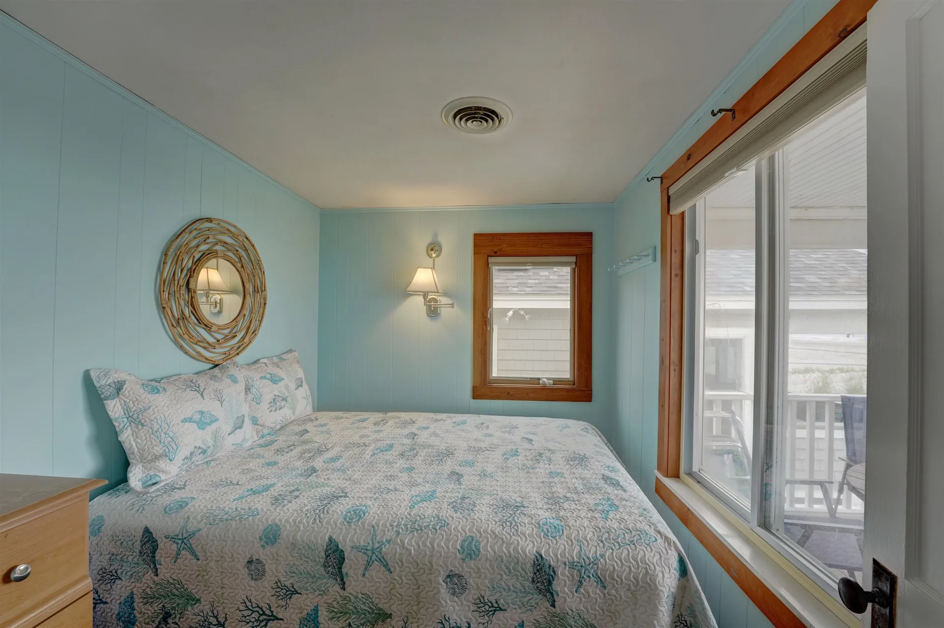 28 Concord Avenue Hampton NH 03842