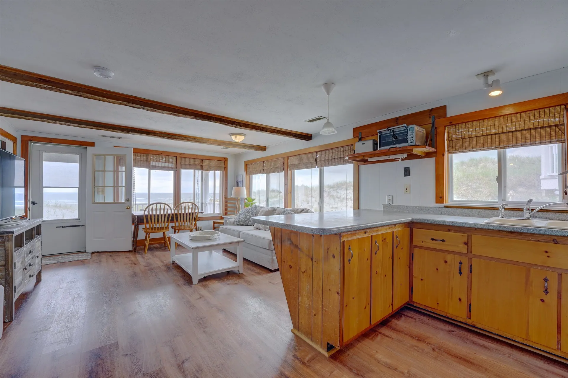 28 Concord Avenue Hampton NH 03842