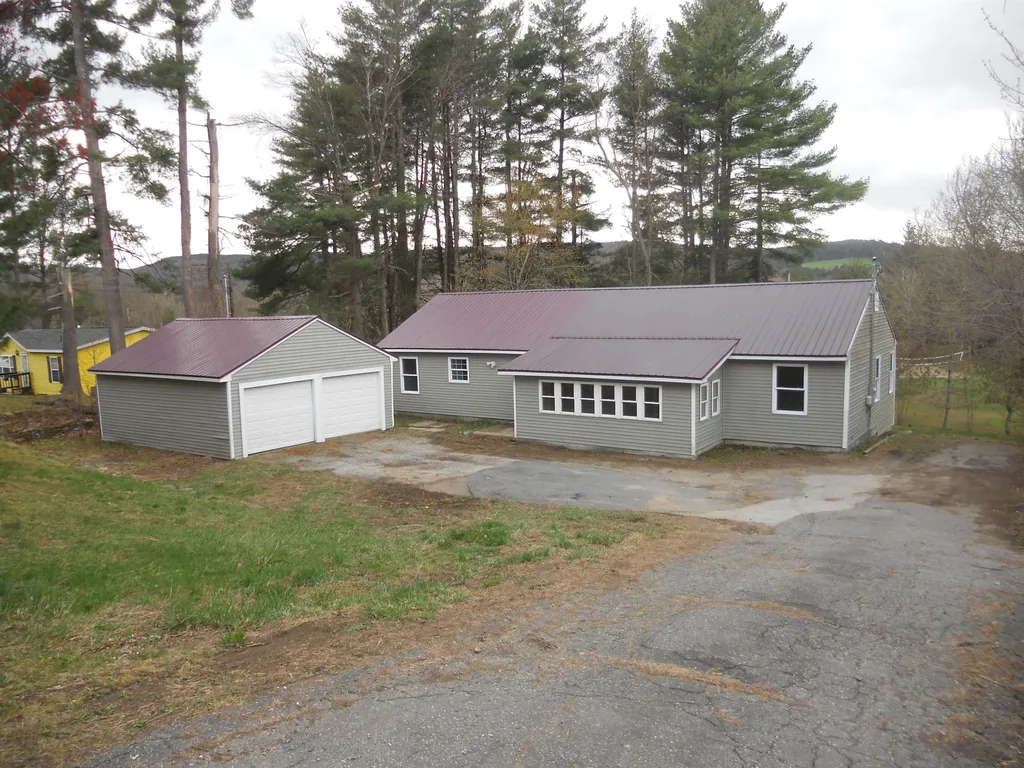 20 Stewart Avenue Claremont NH 03743