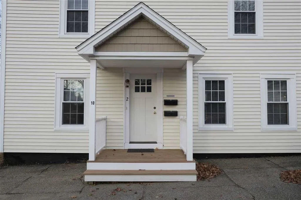 10 Highland Street Exeter NH 03833